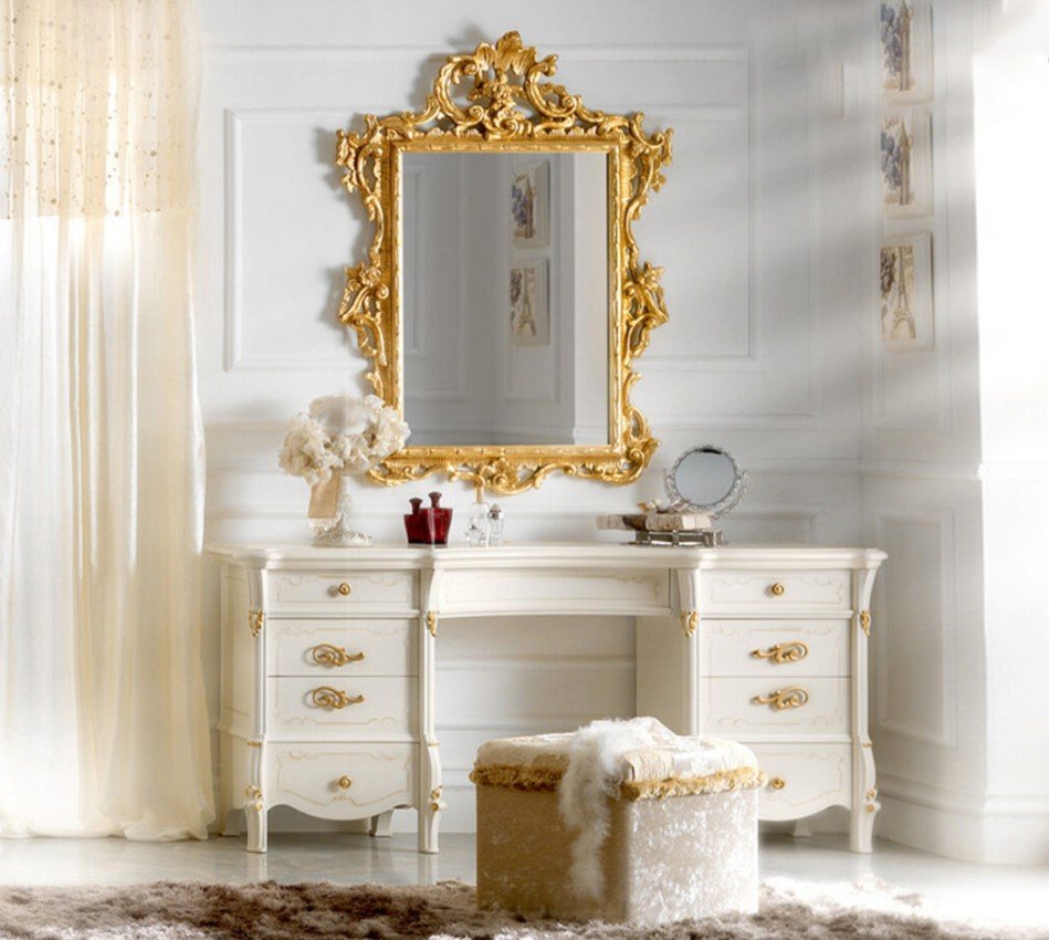 Benoit is for luxury aficionados that get to experience world class Italian furniture in the luxury segment