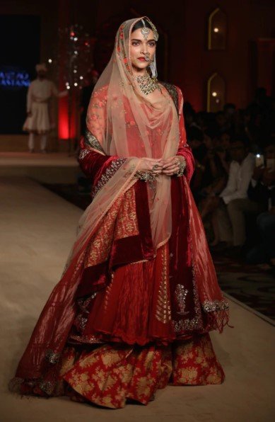 Outfit by Anju Modi and worn by Deepika Padukone