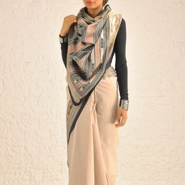 Neck Drape style
