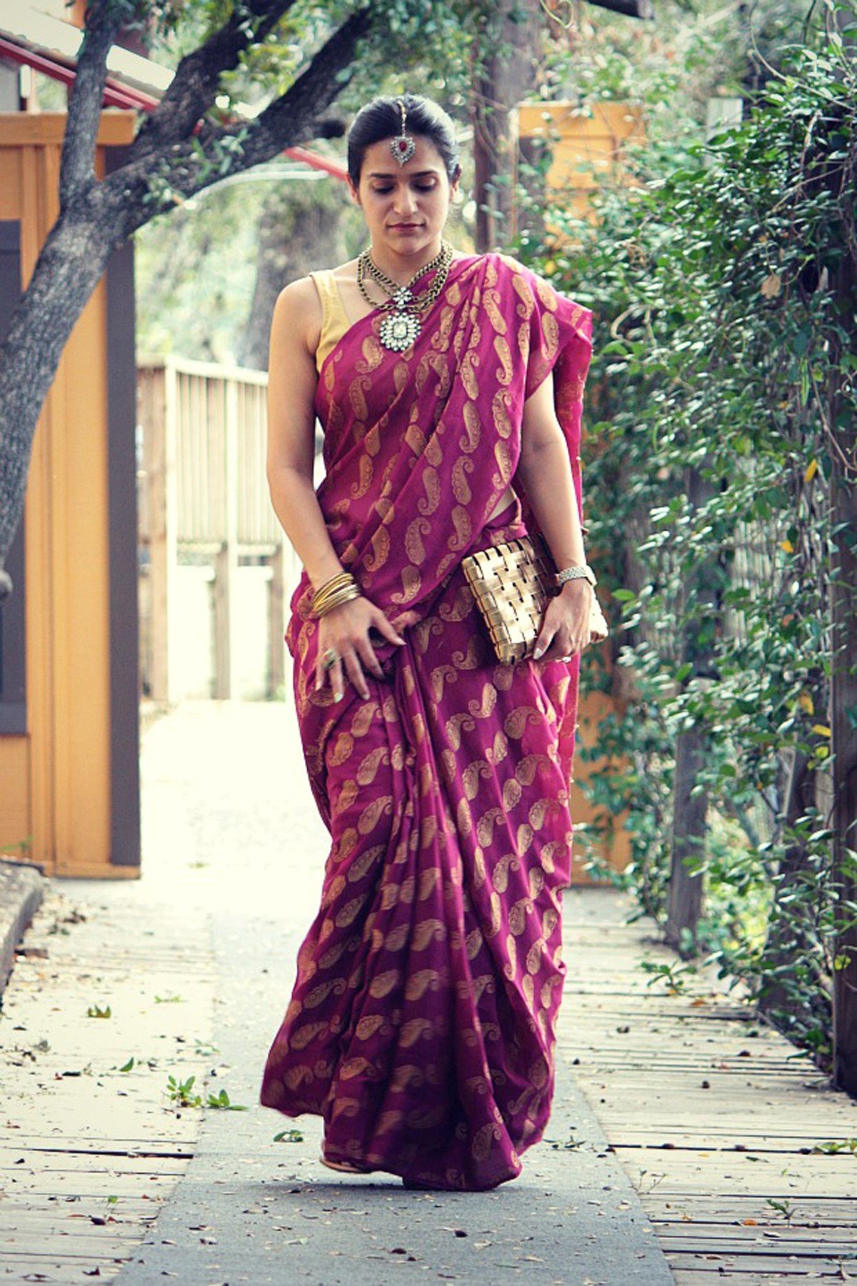 Nivi Style of Saree Draping
